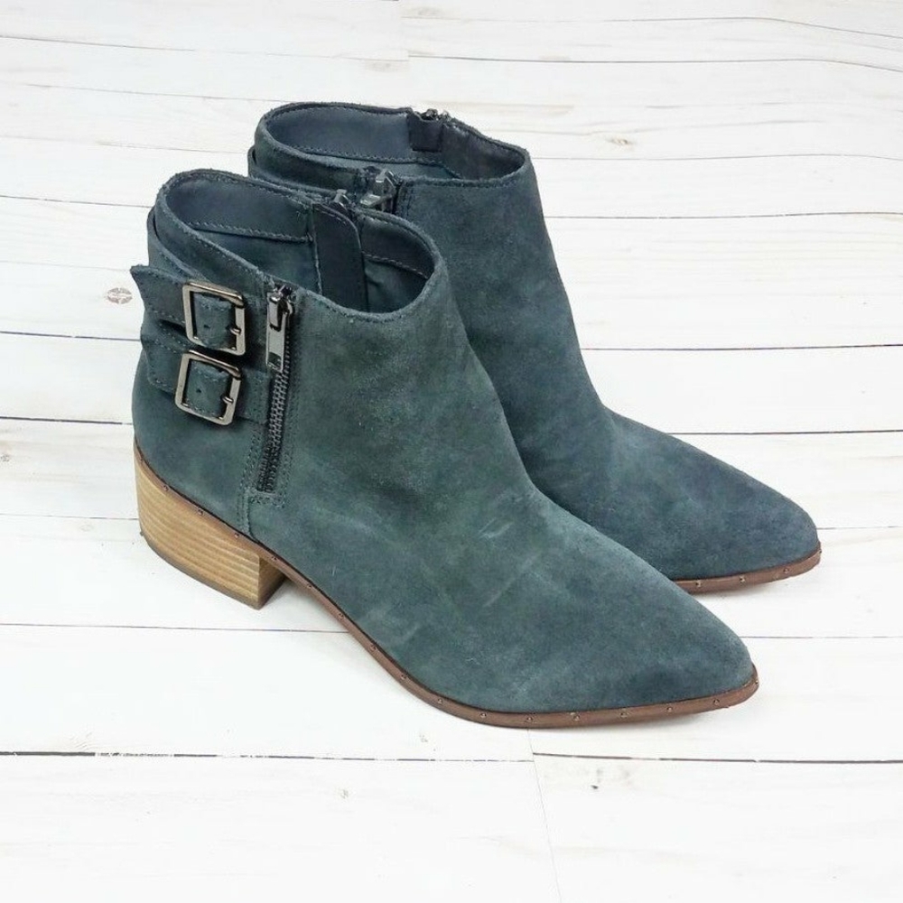 Gray suade Bleeker & Bond Booties. Size 7.5 - Picture 1 of 7